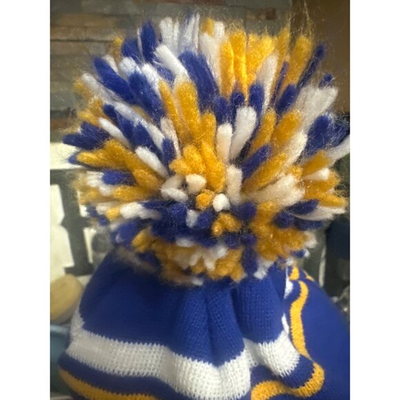 Golden State Warriors Beanie Adidas Hardwood Classics Pom Knit Hat Blue & Yellow - Picture 6 of 6